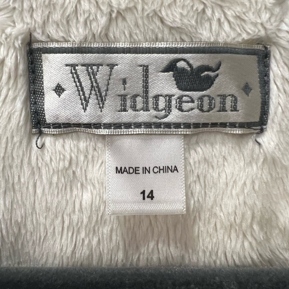 Kids Faux Fur Vest - size 14 - cheetah print - zipper - pockets - super soft - Picture 3 of 5